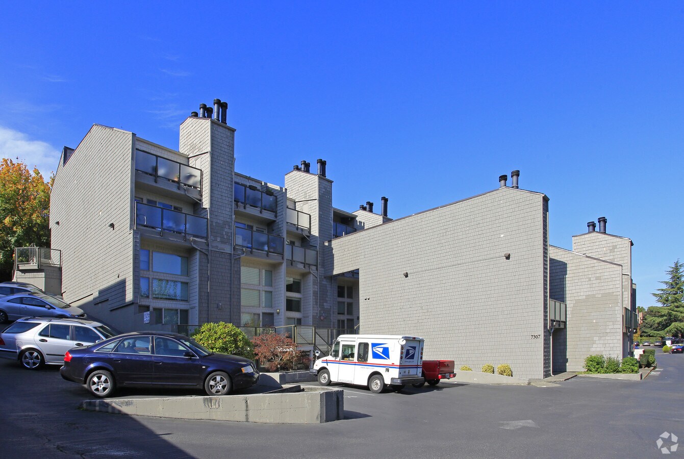 Photo - Magnuson Pointe Apartments