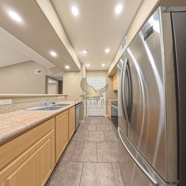 Photo - 8000 W Badura Ave