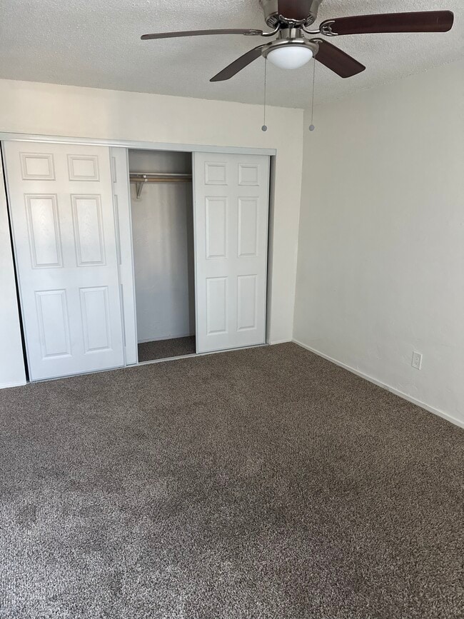 Photo - 8202 Ashgrove Dr Unidad 14