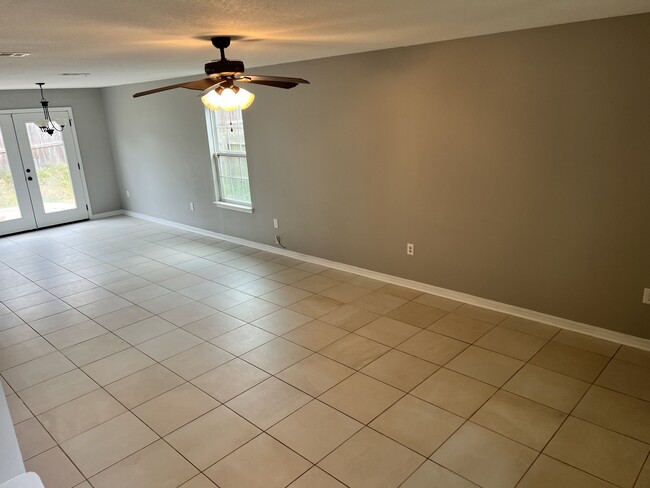 103 Haislip Dr
