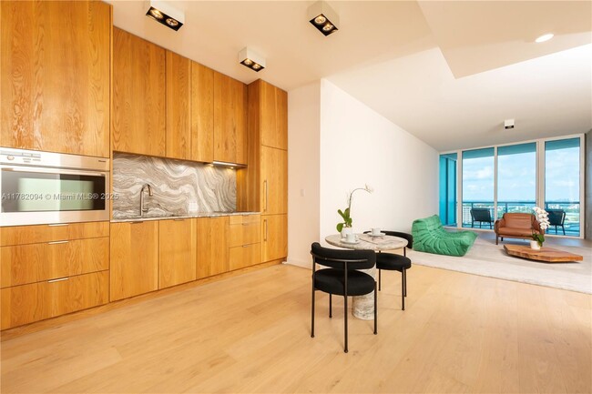 Photo - 100 South Pointe Dr Condo Unit 1802