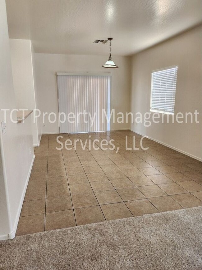 Photo - 3 Bedroom/2 Bath Phoenix Home Close to I-10 and 101