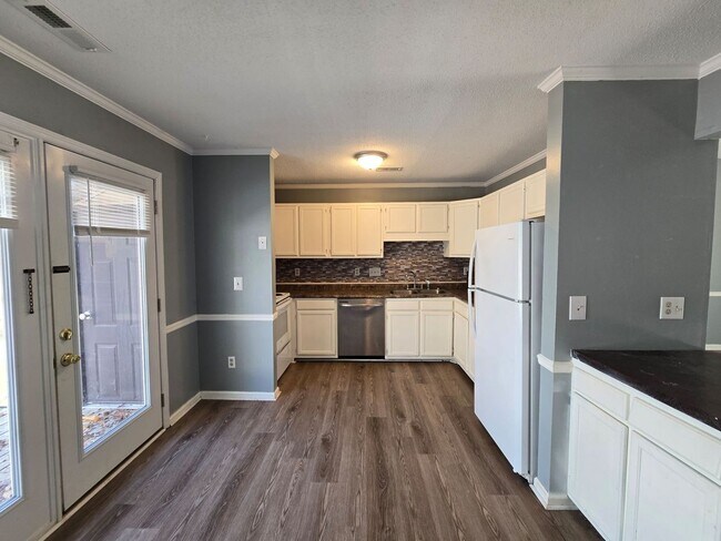 Photo - 134 Homeplace Ct