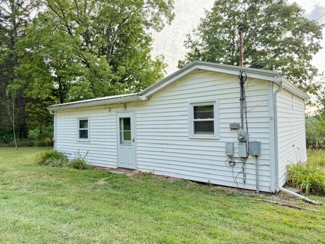 Building Photo - mk489 Unit 489B