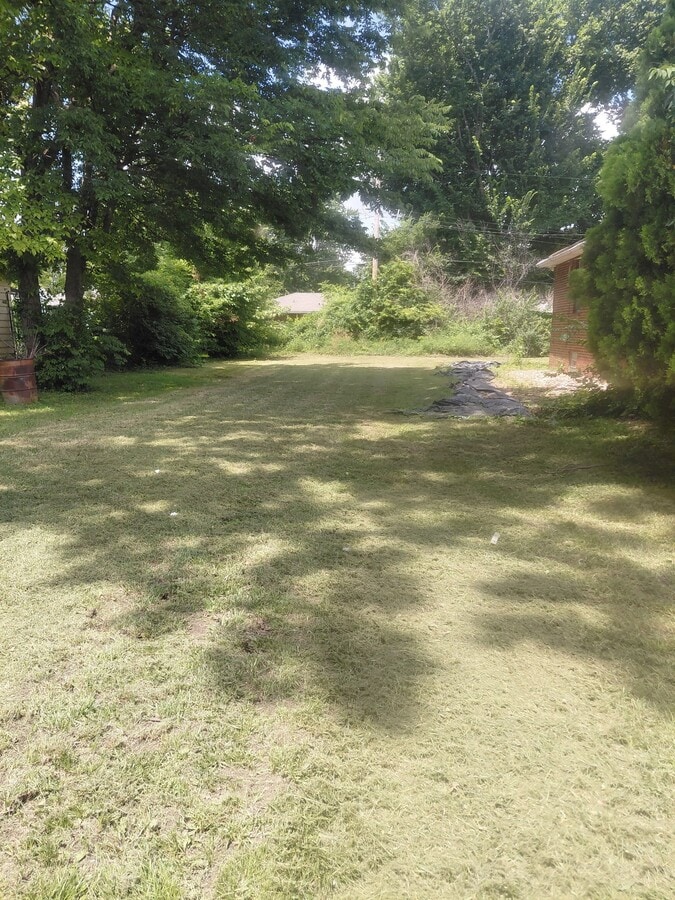 Photo - 225 N 63rd St