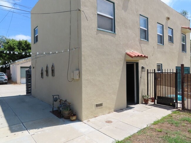 Photo - 4765-69 Hamilton St Unit 4765