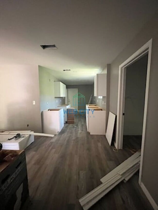 Photo - 9511 Laneyvale Ave