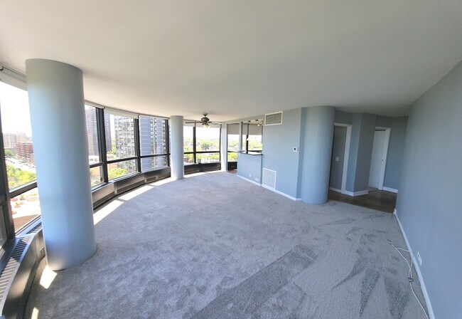 Photo - 5415 N Sheridan Rd Unit 1401