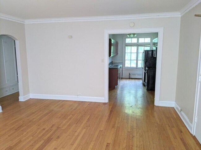 Photo - 1 bedroom in Evanston IL 60202 Unit 11-E3