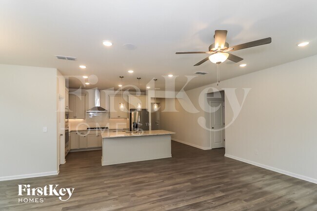 Photo - 46 Overview Ct