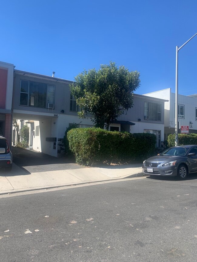 1043 N Sierra Bonita Ave