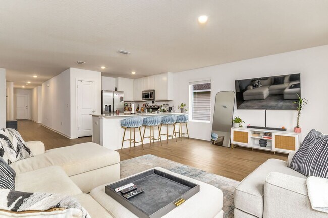 Photo - Easy access to shopping, interstate & Navy Federal complex!