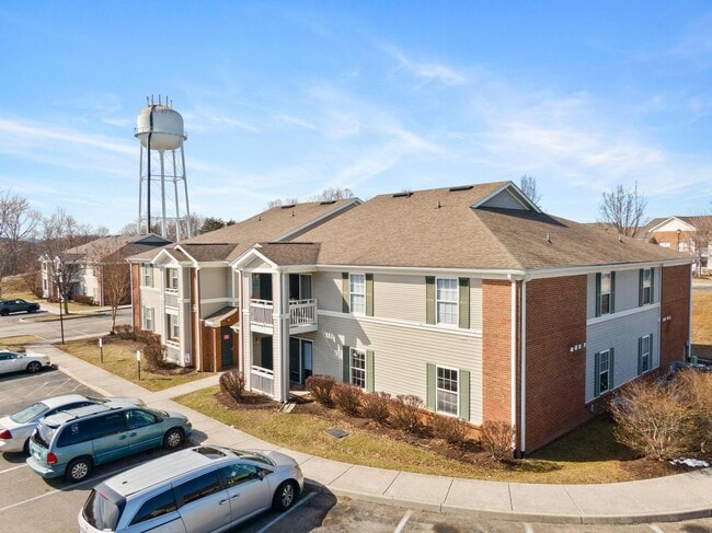 Photo - Ridgewood Place Family