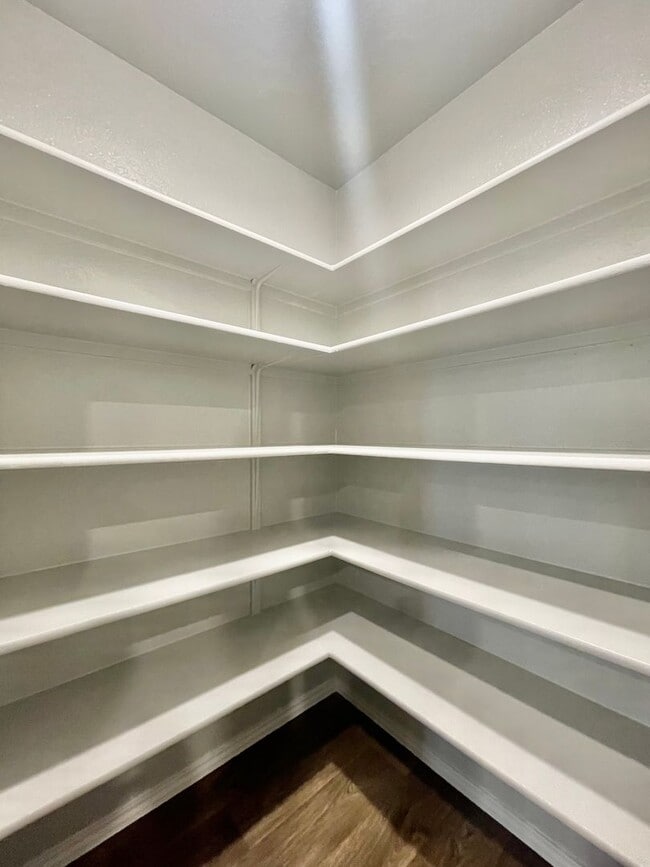 Photo - 4 Bedroom home in Cottonwood Creek w/ Fenced backyard