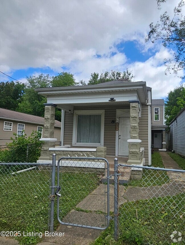 Building Photo - 2407 Bank St Rental