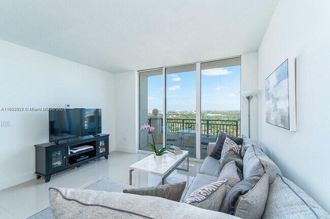 Photo - 3232 SW 22nd St Unidad 1910