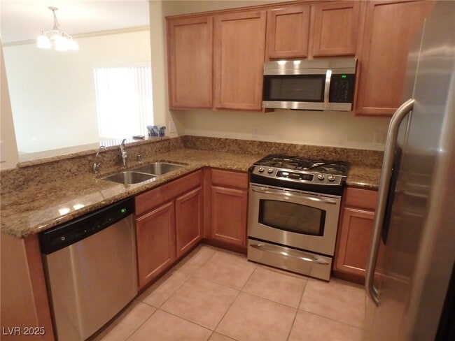 Photo - 7404 Shelduck St