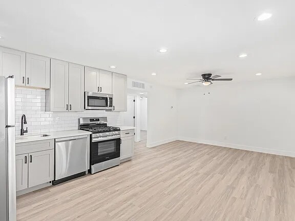 Photo - 498 N Arizona Ave Unidad 7