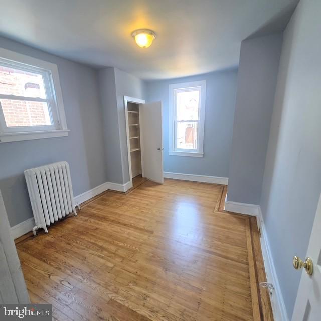 Photo - 889 Marcella St