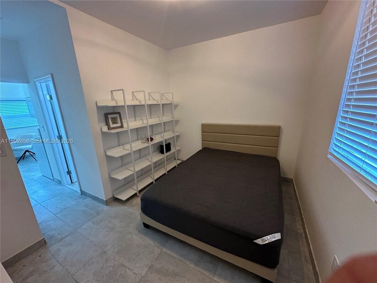 Photo - 445 Opa-Locka Blvd