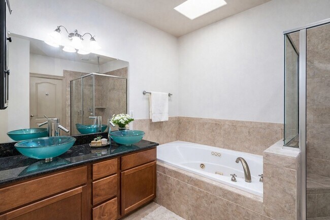 Photo - 5711 Kiam St