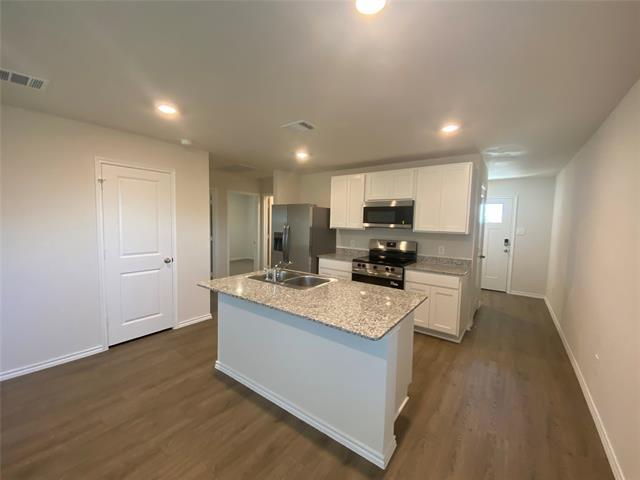 Photo - 1818 Potomac Ln