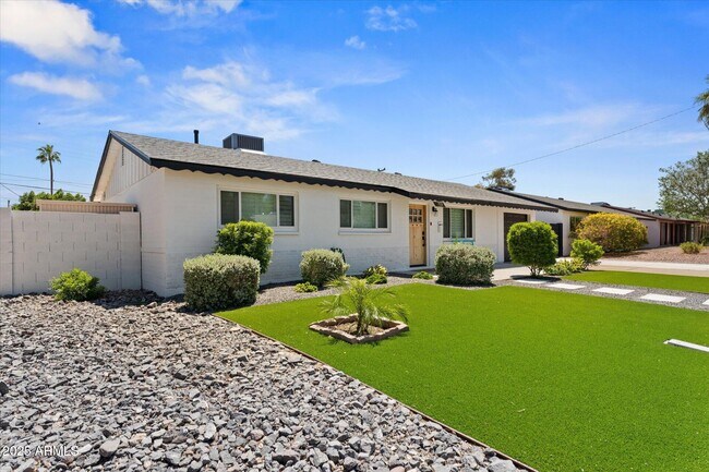 Photo - 7531 E Belleview St