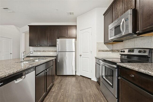 Photo - 1200 10th St