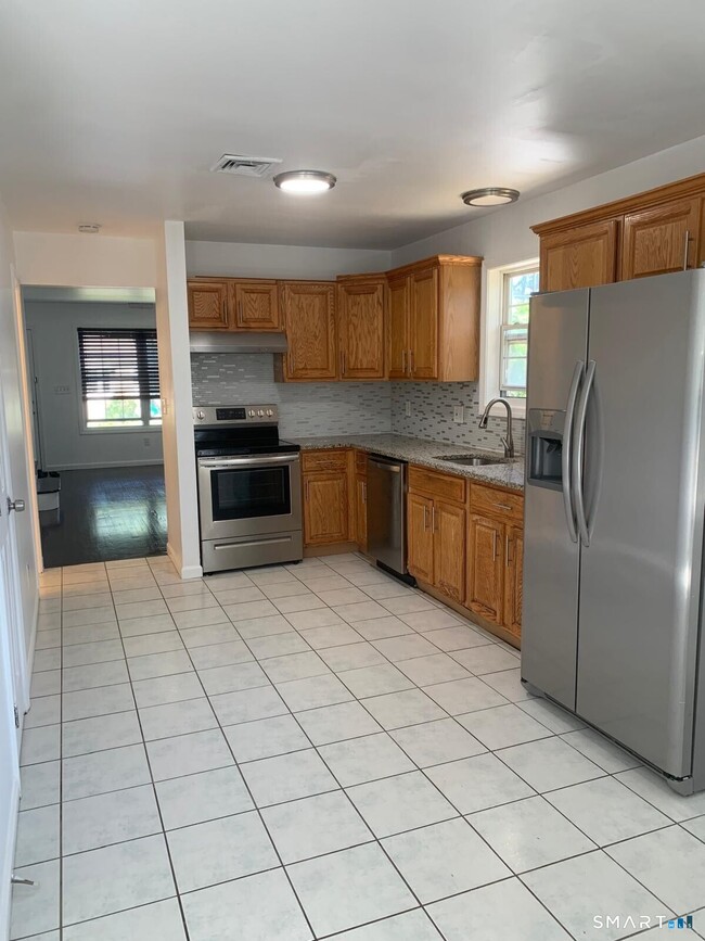 Photo - 175 Harding Ave
