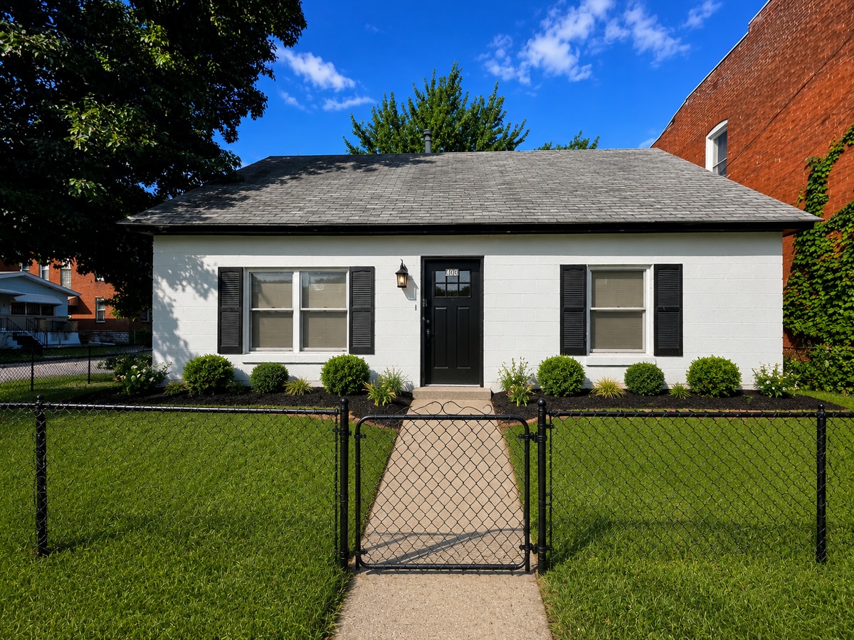 Photo - 400 W Courtois St