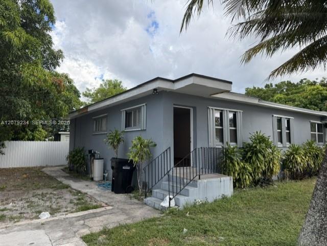 805 NE 134th St Unidad B