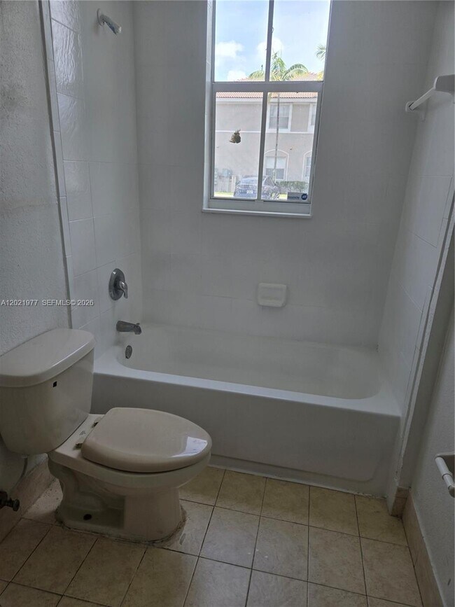Photo - 2755 SE 16th Ave Unit 103