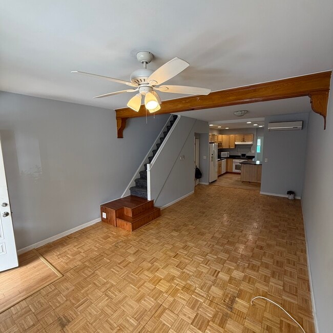 Photo - 3430 Almond St