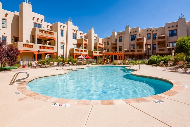 POOL AREA - 1405 Vegas Verdes Dr Condominio Unidad 117