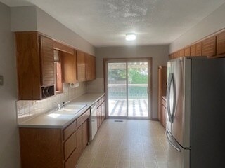 Photo - 8612 N Rhode Ave