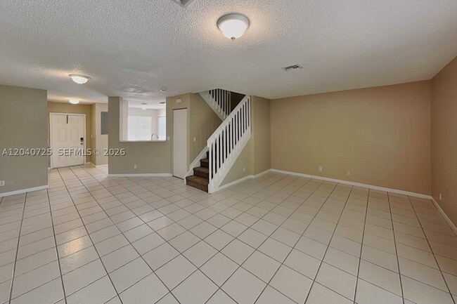 Photo - 4728 SW 13th Pl