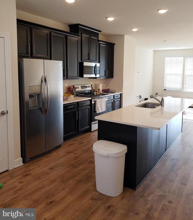 Photo - 2204 Shadmoor Dr