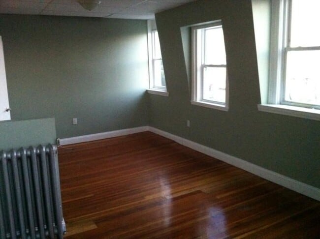 Photo - 358 Broadway Unidad 5
