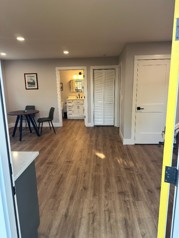 Photo - 1125 W 12th Ave