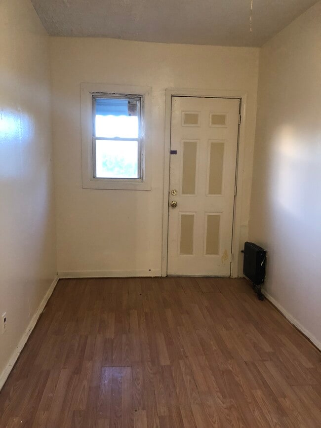 Building Photo - 501 Martin Luther King Jr Dr Unit # 2 Rental