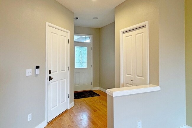 Photo - 1024 167th Pl SW