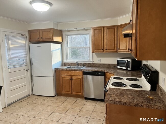 Photo - 23 Pinewood Rd