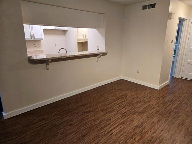 Photo - 2015 Warnford Pl