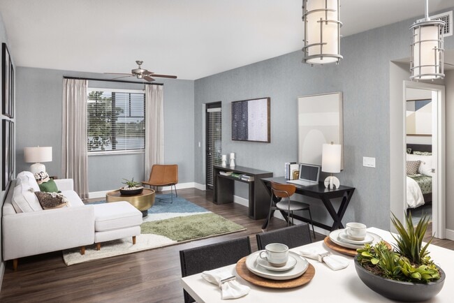 Photo - Locklyn West Palm