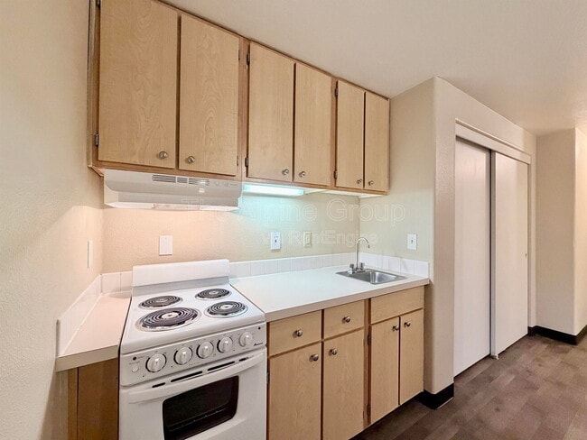 Photo - 4244 SW Laducer Pl