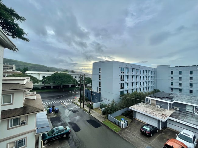 Photo - 1914 University Ave