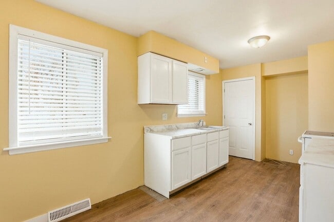 Photo - Freshly Renovated 3-Bedroom Home – Move-In Ready with Modern Updates!