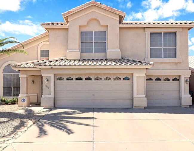 Building Photo - SPACIOUS NORTH PHOENIX RENTAL WITH LOFT AND RATE 3-CAR GARAGE