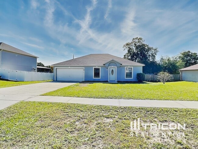 Photo - 521 Cloudcroft Dr House