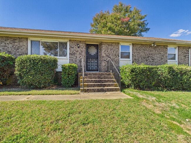 Photo - 3702 Broadgate Dr